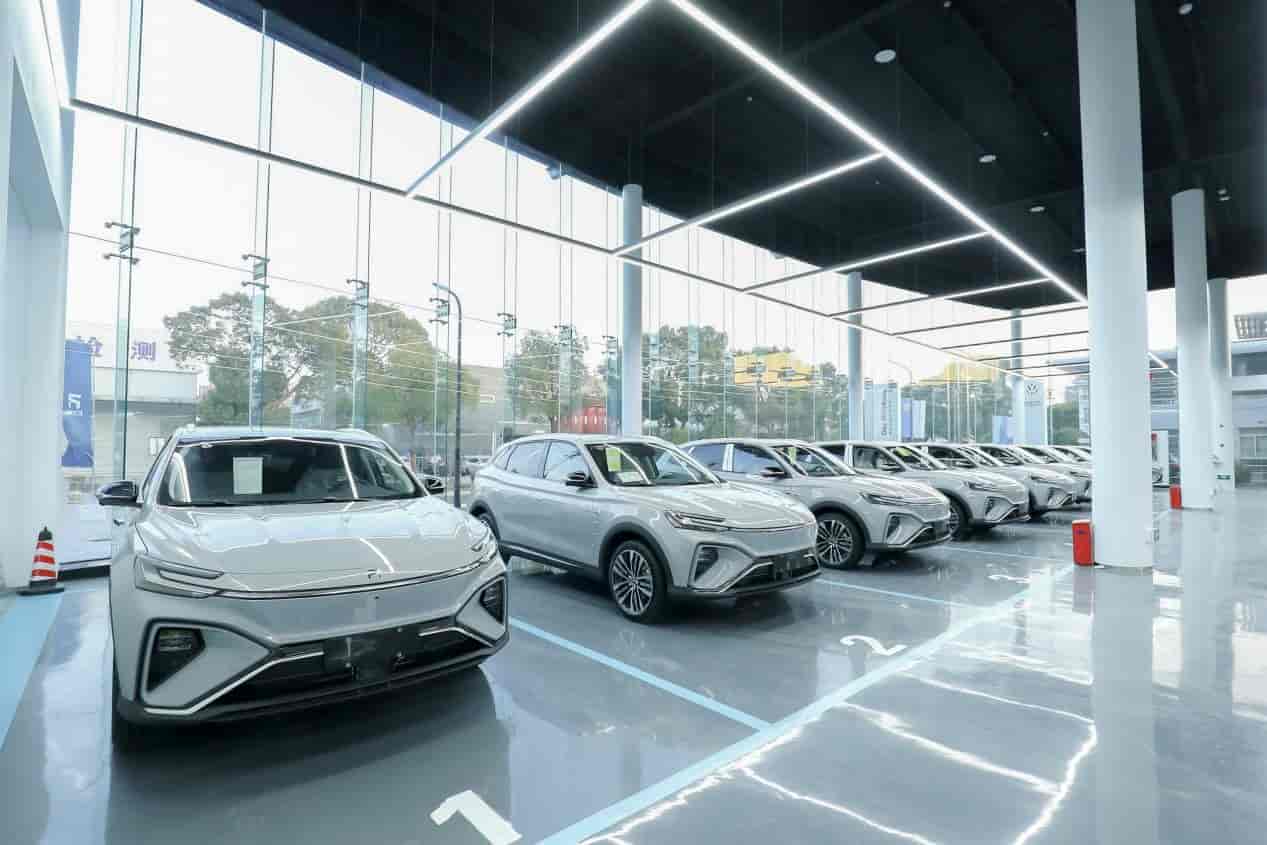 飛凡汽車全國最大交付中心落子上海安亭 ，打造“非凡服務(wù)”的新標(biāo)桿